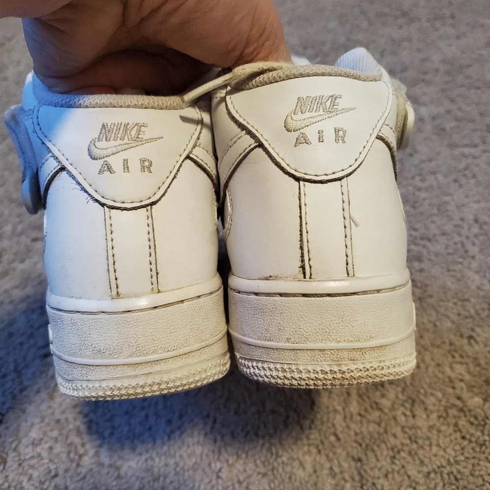 White Nike Air High Top Sneakers Size 6Y